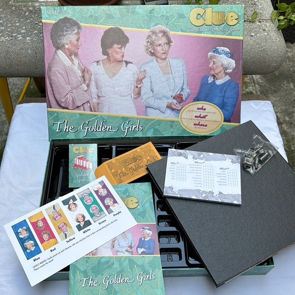 CLUE: The Golden Girls - Picture 2 of 3